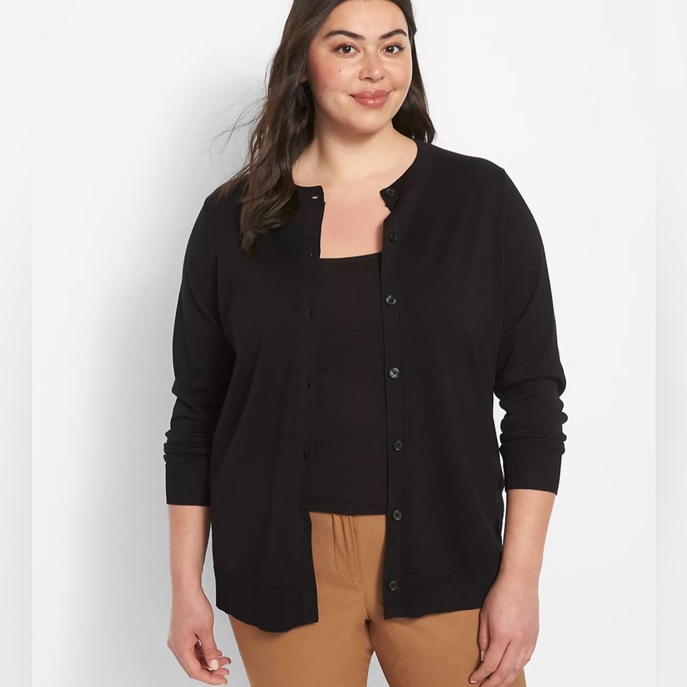 Lane Bryant crew neck button down black cardigan plus Sz 22/24